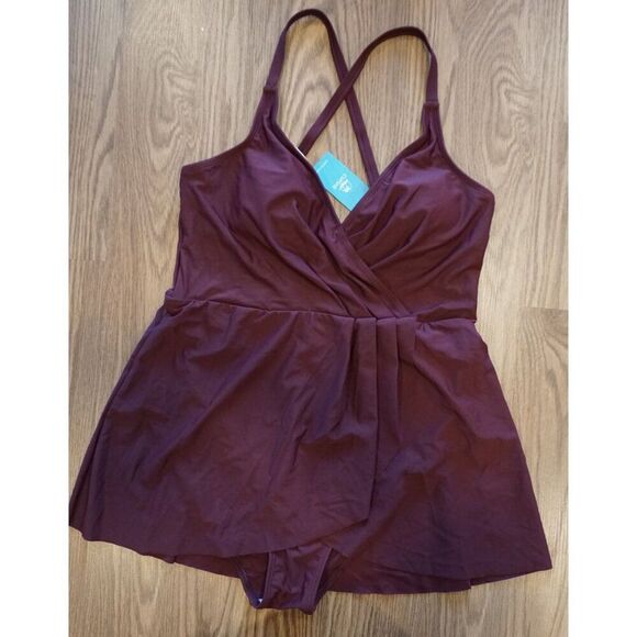 Cupshe Burgundy One-Piece Swimsuit - Picture 5 of 16